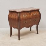 7071 Chest of drawers